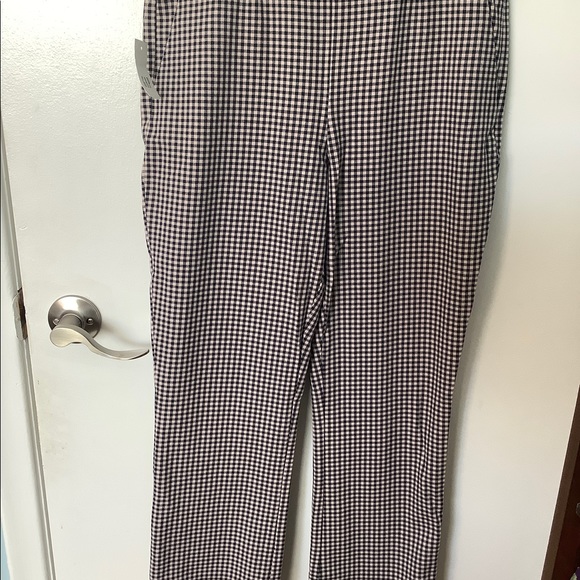 Gap Cropped Kick- Flare Gingham Pants. - Picture 9 of 10